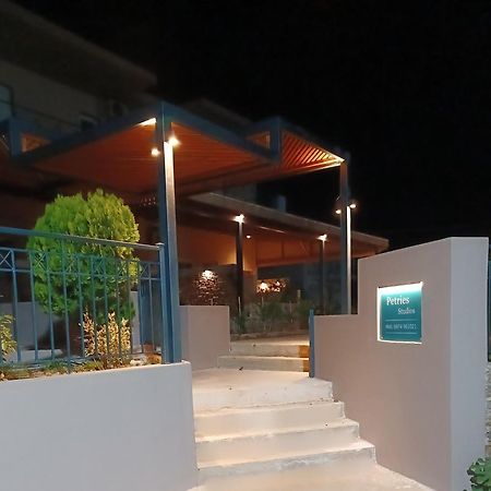 Petries Studios Agii Apostoli Exterior foto